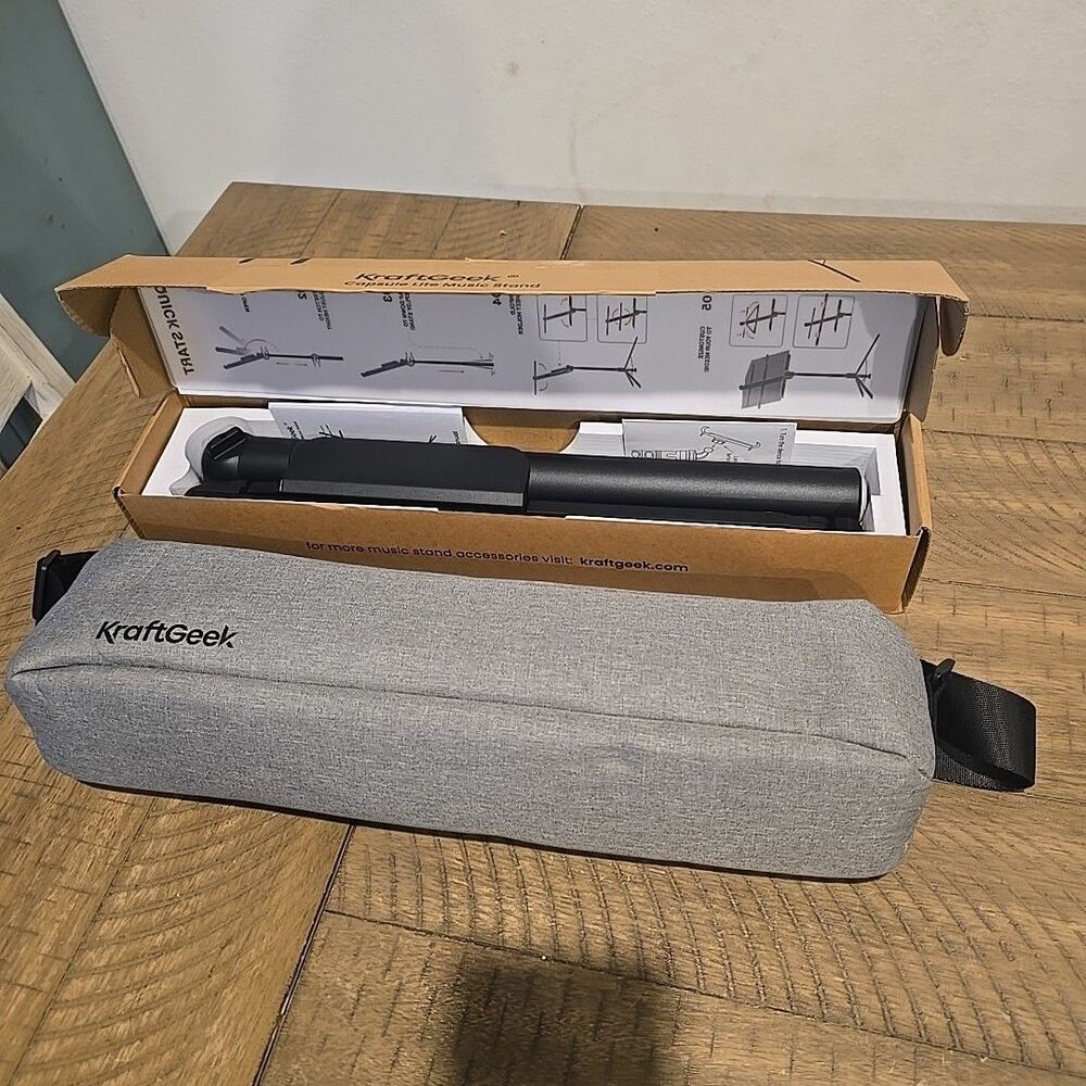 KraftGeek Capsule Lite Music Stand + Case